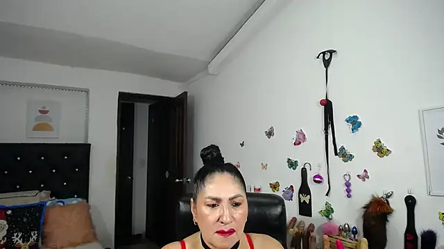 mature bigboobs10 online show from 2, 11, 2025