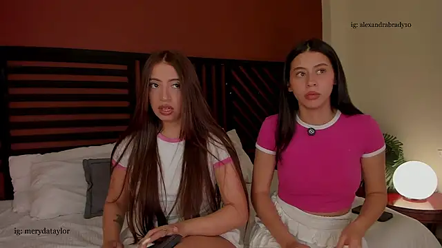 MERIDA TAYLOR online show from 23, 3, 2026