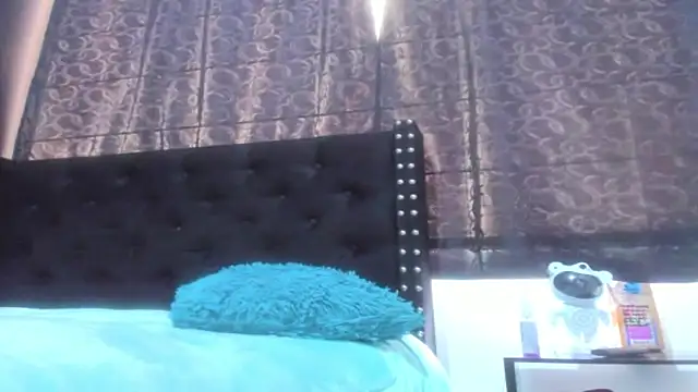 Snapshot of amareto_queen chatting on 17, 2, 2026 amareto queen online show from 17, 2, 2026