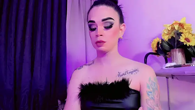 lesly xx online show from 15, 2, 2026