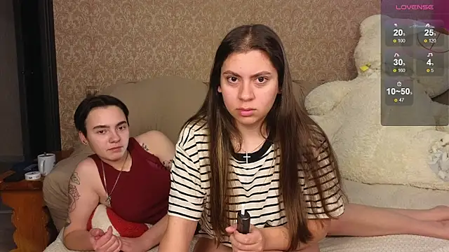 twobabesweet online show from 16, 10, 2025