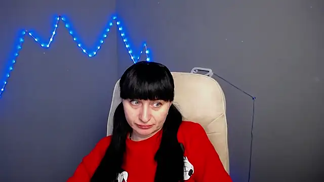 NinaFlawlees online show from 20, 4, 2026