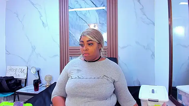 HannyMansonh online show from 16, 2, 2025