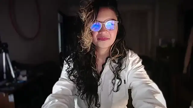 Hathorlove online show from 24, 4, 2026