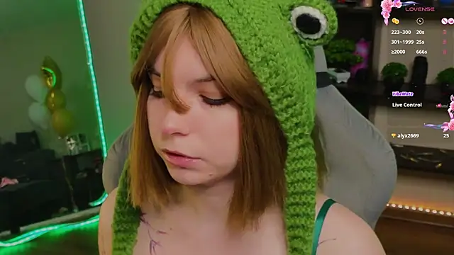 Snapshot of zelda_1 chatting on 18, 4, 2026 zelda 1 online show from 18, 4, 2026