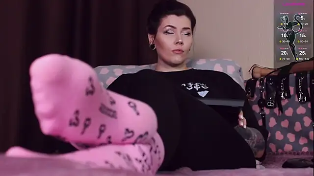 Luna Blake online show from 8, 1, 2025