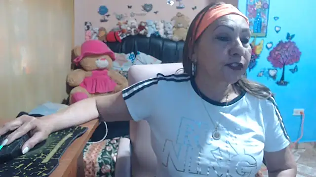 Snapshot of milfeddy_ chatting on 30, 4, 2026 milfeddy online show from 30, 4, 2026