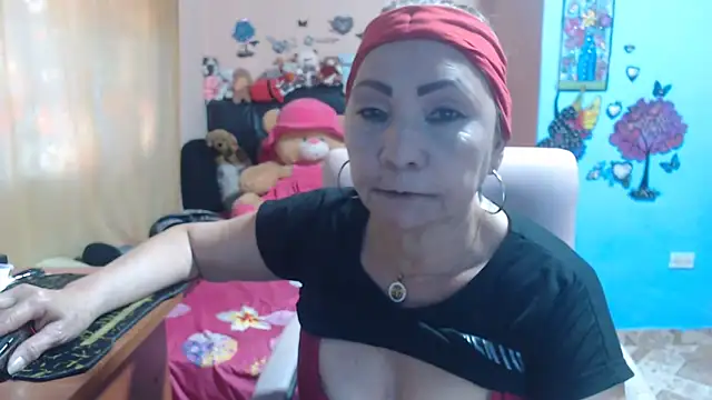 Snapshot of milfeddy_ chatting on 20, 5, 2026 milfeddy online show from 20, 5, 2026