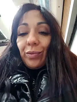 LeticiaWoods online show from 21, 12, 2024