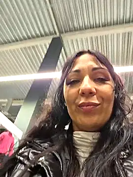 LeticiaWoods online show from 4, 4, 2026