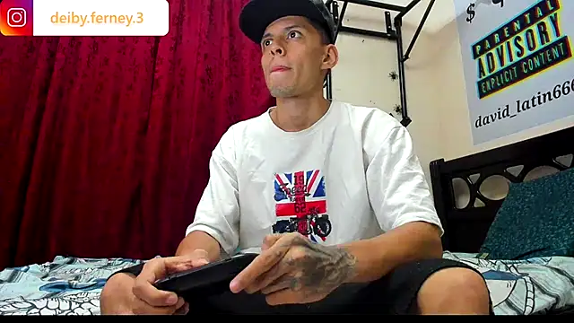 Snapshot of davidlatin66 chatting on 24, 1, 2025 davidlatin66 online show from 24, 1, 2025