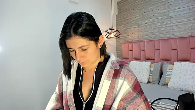 SarahDeyvis online show from 8, 2, 2025