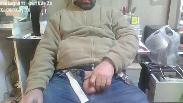 masculine bear daddy online show from 28, 12, 2024