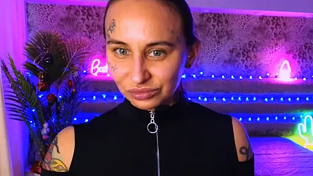 Cool Freak  online show from 20, 12, 2024