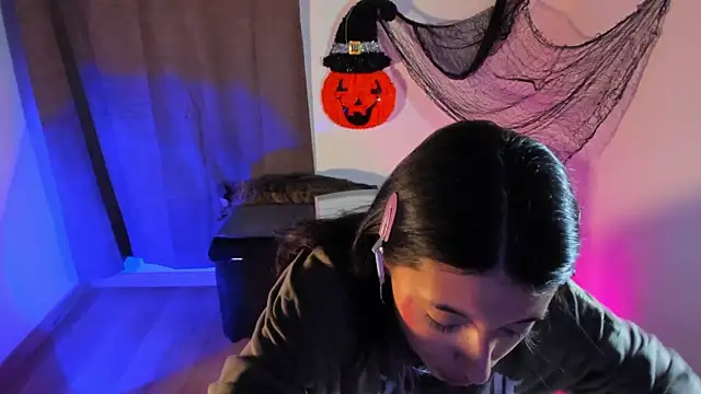 NanaRott online show from 27, 10, 2025