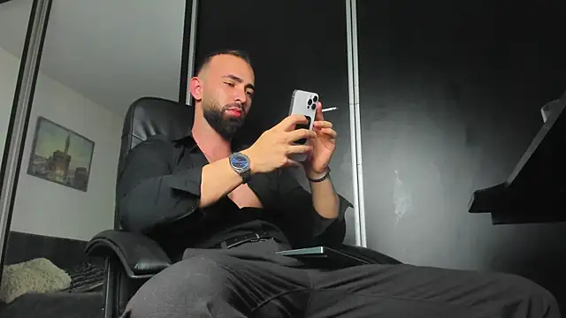 MichaelMasterss online show from 1, 11, 2025