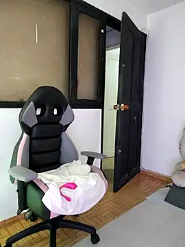 Snapshot of smile_sweetpao chatting on 5, 3, 2025 smile sweetpao online show from 5, 3, 2025