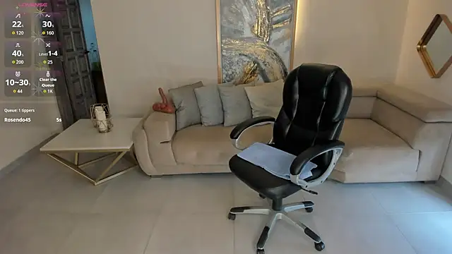 RenataReyes online show from 4, 4, 2026