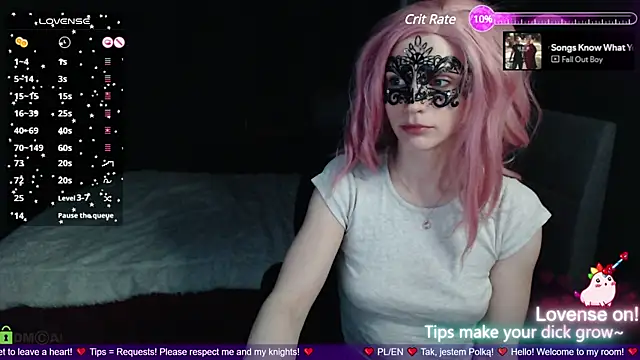 strawberry muffin online show from 25, 2, 2025