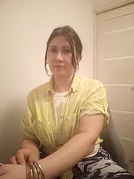 Snapshot of ROXOLANAA_SEXY chatting on 9, 3, 2026 ROXOLANAA SEXY online show from 9, 3, 2026