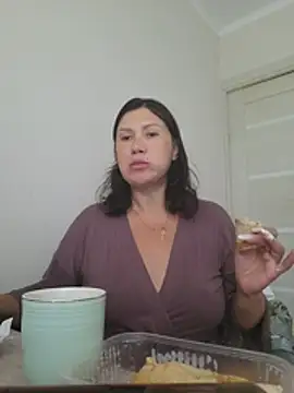 Snapshot of ROXOLANAA_SEXY chatting on 26, 6, 2026 ROXOLANAA SEXY online show from 26, 6, 2026