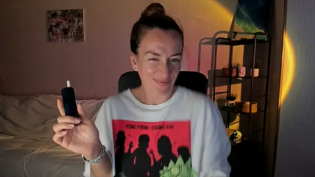 RebeccaMartinez online show from 9, 9, 2025