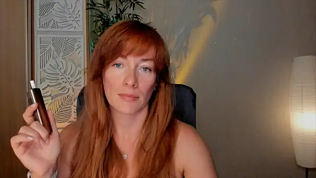 Snapshot of RebeccaMartinez chatting on 26, 6, 2026 RebeccaMartinez online show from 26, 6, 2026