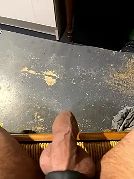 Snapshot of mattexhibe chatting on 15, 1, 2026 mattexhibe online show from 15, 1, 2026