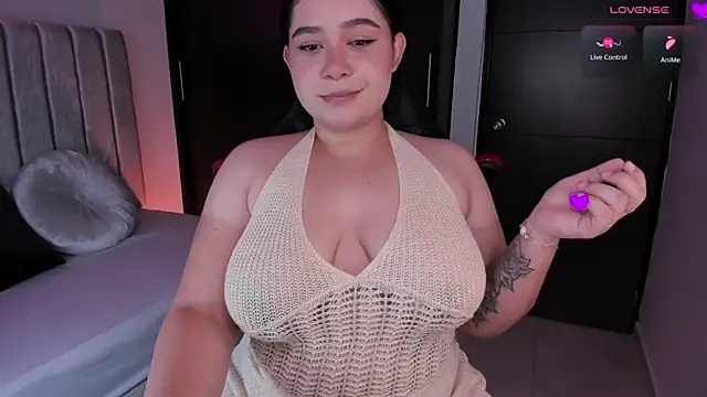 daniela hornny online show from 2, 3, 2025