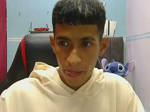 Angelstripboy online show from 19, 5, 2026