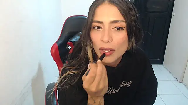 Snapshot of Liamiler01_ chatting on 19, 2, 2026 Liamiler01 online show from 19, 2, 2026