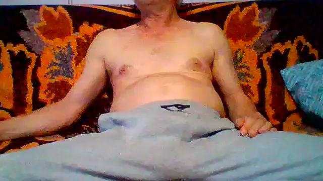 Snapshot of cumloverboyxx69 chatting on 18, 4, 2026 cumloverboyxx69 online show from 18, 4, 2026