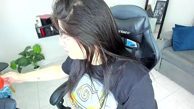 BellaFlaming online show from 22, 9, 2025