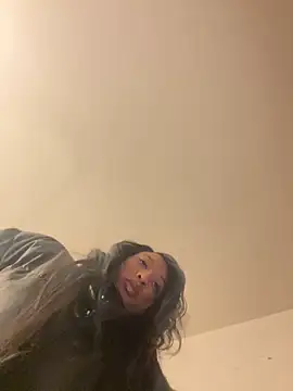 Iceblanca online show from 2, 3, 2025