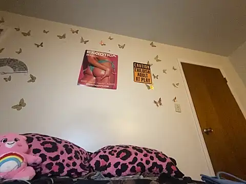 Iceblanca online show from 15, 4, 2026