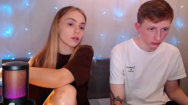 juliaanddima online show from 2, 10, 2025