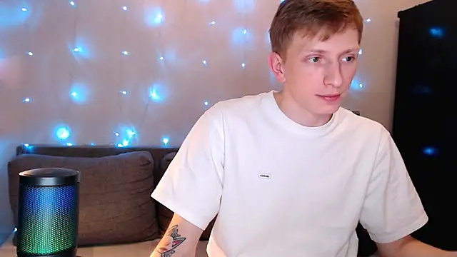 juliaanddima online show from 8, 10, 2025