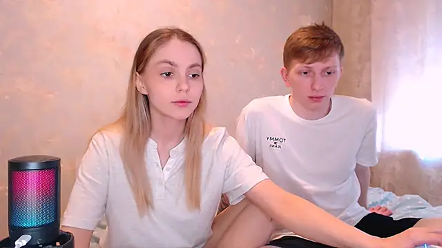 juliaanddima online show from 18, 2, 2026