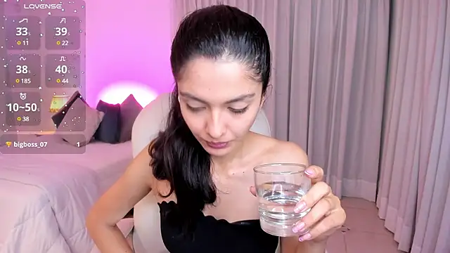 miiaa evans online show from 28, 12, 2024
