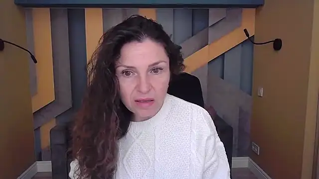 EllaLong online show from 4, 11, 2025