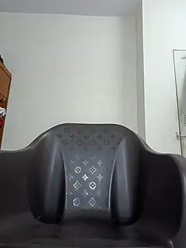 Snapshot of _surbhi_ chatting on 4, 10, 2025 surbhi online show from 4, 10, 2025