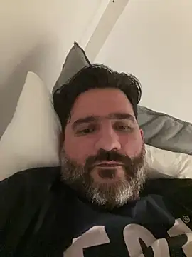 Snapshot of Maxi_TheBigDaddy chatting on 18, 12, 2024 Maxi TheBigDaddy online show from 18, 12, 2024