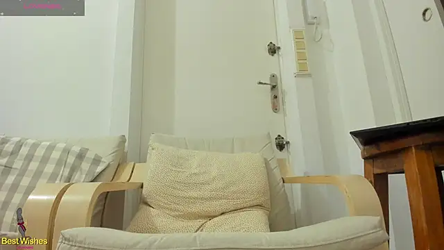 Snapshot of Maxi_TheBigDaddy chatting on 4, 1, 2025 Maxi TheBigDaddy online show from 4, 1, 2025