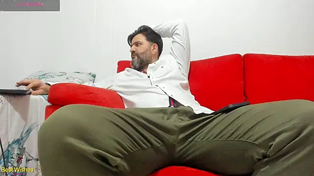 Snapshot of Maxi_TheBigDaddy chatting on 31, 1, 2025 Maxi TheBigDaddy online show from 31, 1, 2025