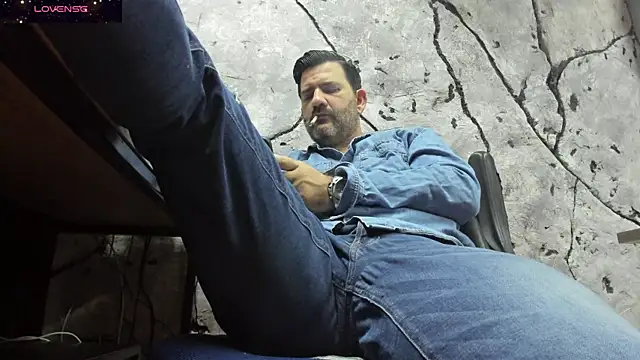 Snapshot of Maxi_TheBigDaddy chatting on 17, 9, 2025 Maxi TheBigDaddy online show from 17, 9, 2025