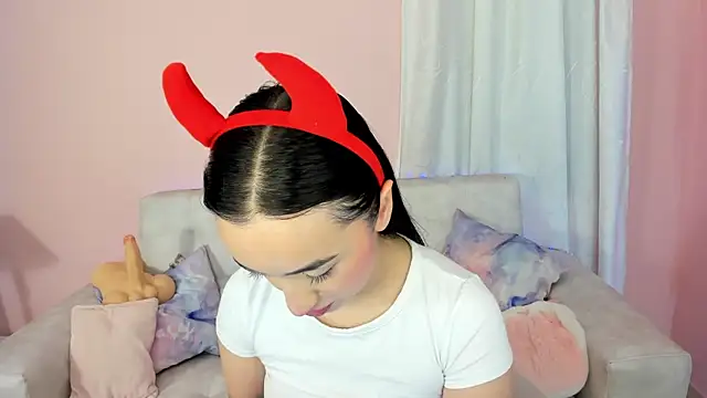 tinysara online show from 21, 3, 2025