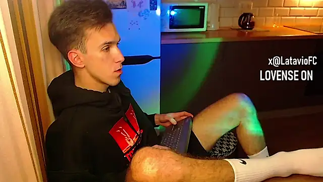 Midnighter  online show from 30, 10, 2025