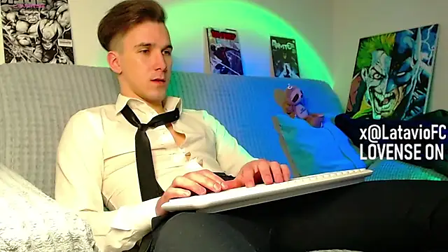 Midnighter  online show from 27, 5, 2026