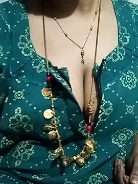 Snapshot of tuttifrutti17 chatting on 27, 1, 2025 tuttifrutti17 online show from 27, 1, 2025