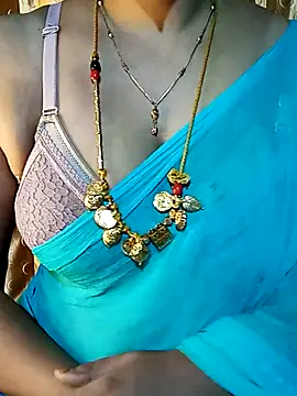 Snapshot of tuttifrutti17 chatting on 23, 9, 2025 tuttifrutti17 online show from 23, 9, 2025